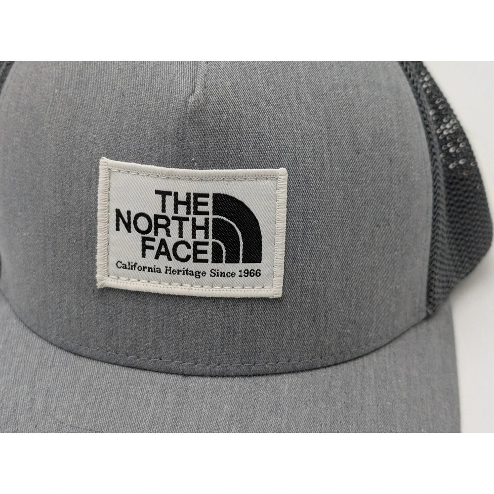 The North Face Trucker Hat Grey Heritage Patch Snapback Flexfit 110 Mesh
